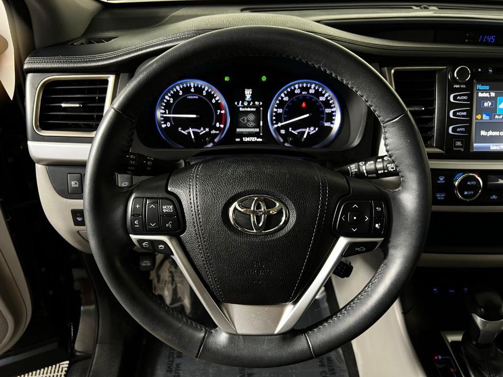 used 2016 Toyota Highlander car, priced at $21,836