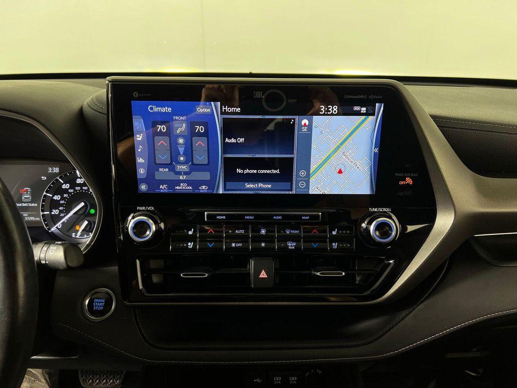 used 2020 Toyota Highlander car, priced at $34,154