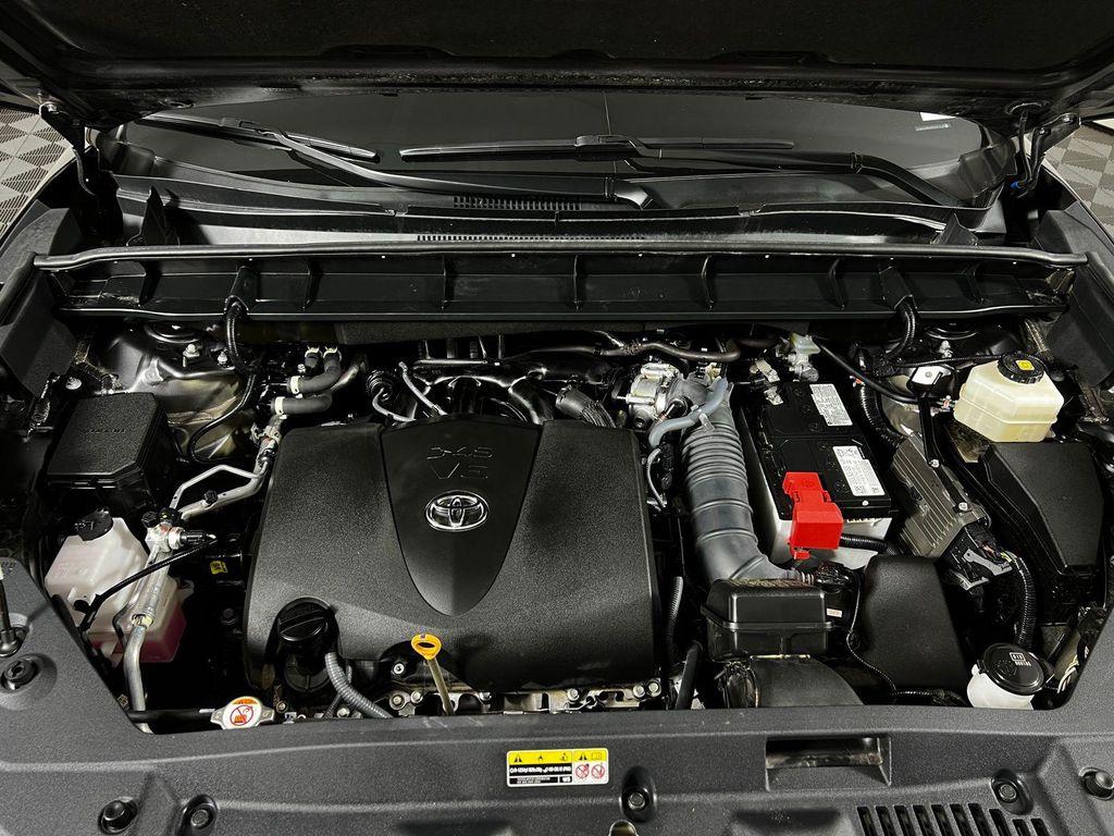 used 2022 Toyota Highlander car, priced at $38,878