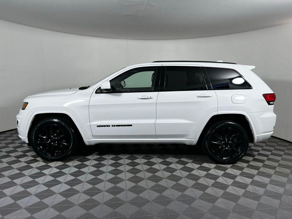 used 2018 Jeep Grand Cherokee car, priced at $19,829