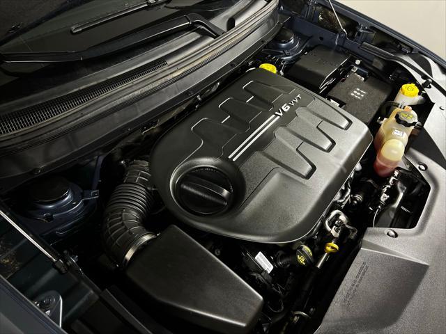 used 2020 Jeep Cherokee car, priced at $17,061