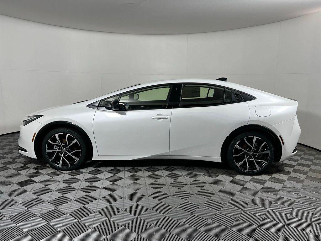 new 2026 Toyota Prius Plug-In Hybrid car, priced at $40,627