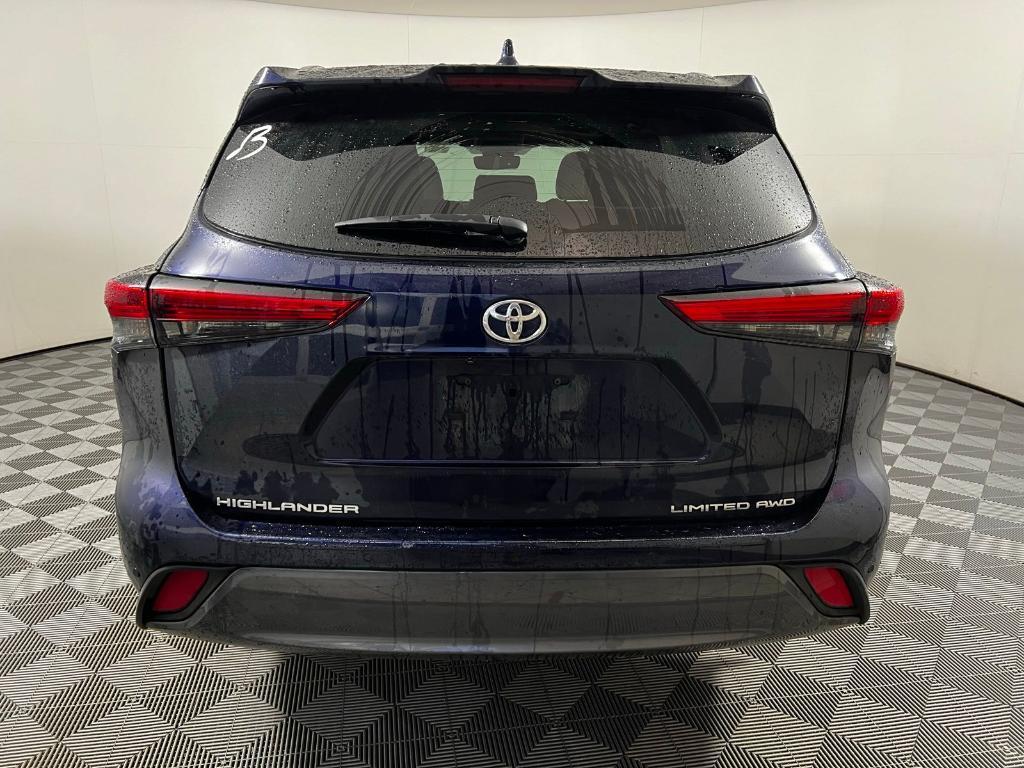 used 2020 Toyota Highlander car, priced at $32,482