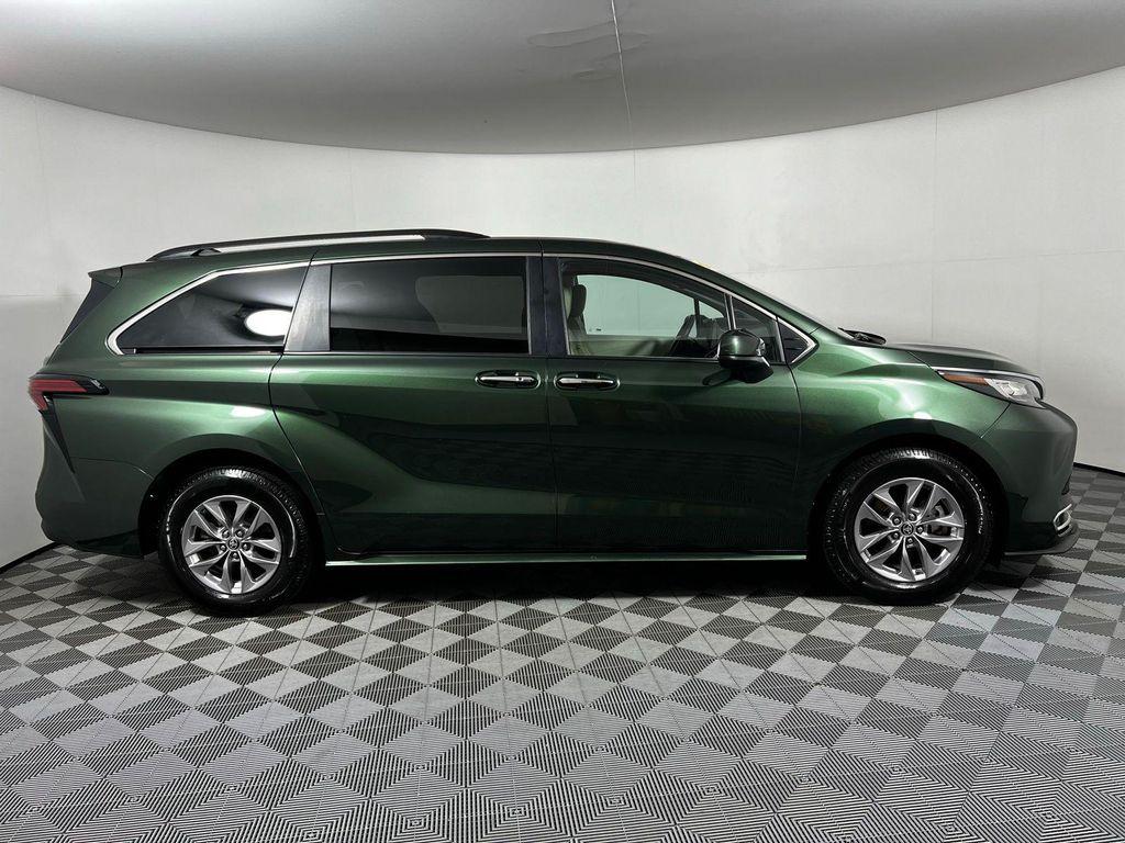 used 2022 Toyota Sienna car, priced at $35,658