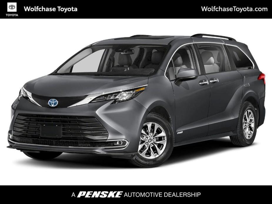 new 2025 Toyota Sienna car, priced at $47,600