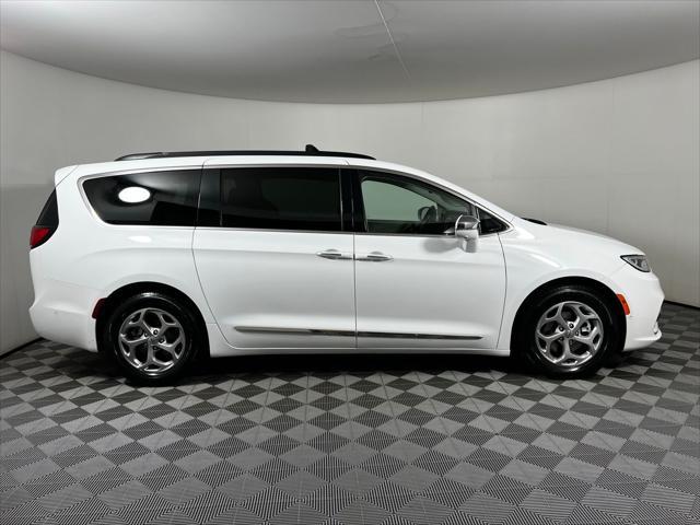 used 2022 Chrysler Pacifica car, priced at $28,002