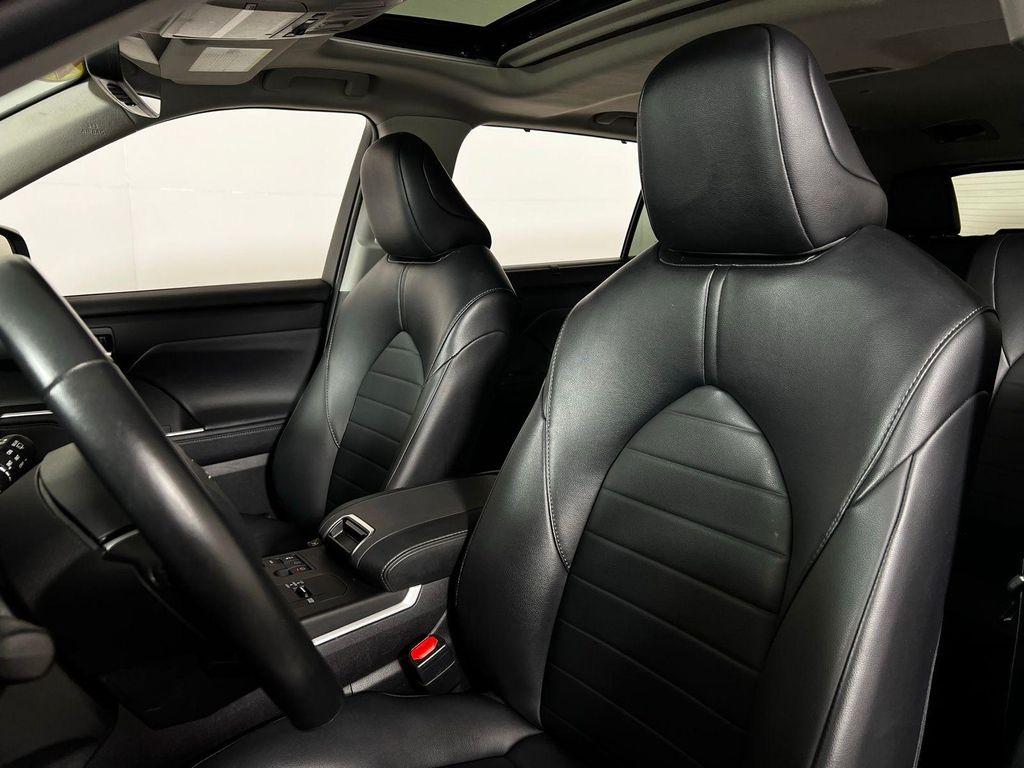 used 2024 Toyota Highlander car, priced at $36,883