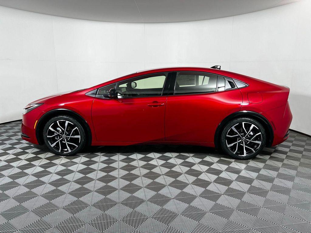 new 2026 Toyota Prius Plug-In Hybrid car, priced at $40,627