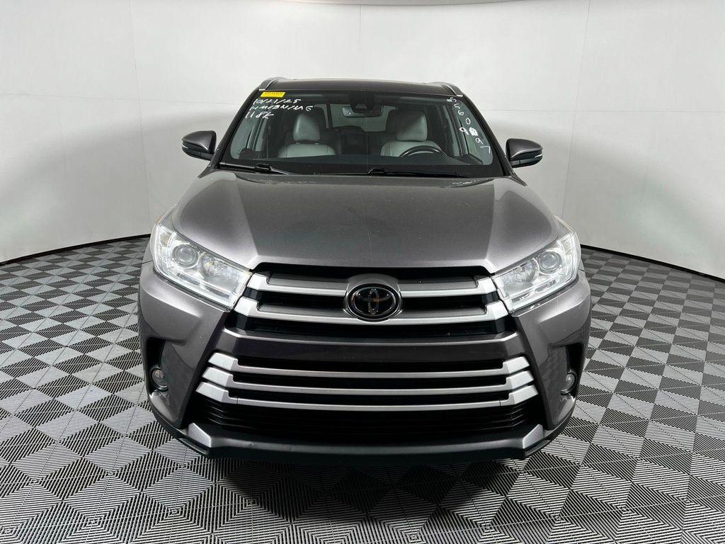 used 2019 Toyota Highlander car, priced at $22,290