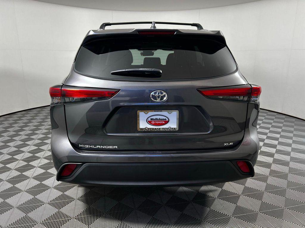 used 2022 Toyota Highlander car, priced at $33,181