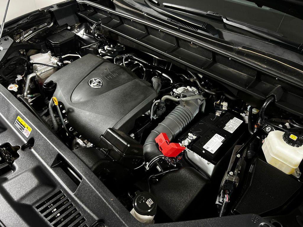 used 2022 Toyota Highlander car, priced at $33,181
