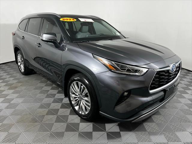 used 2024 Toyota Highlander Hybrid car, priced at $54,664
