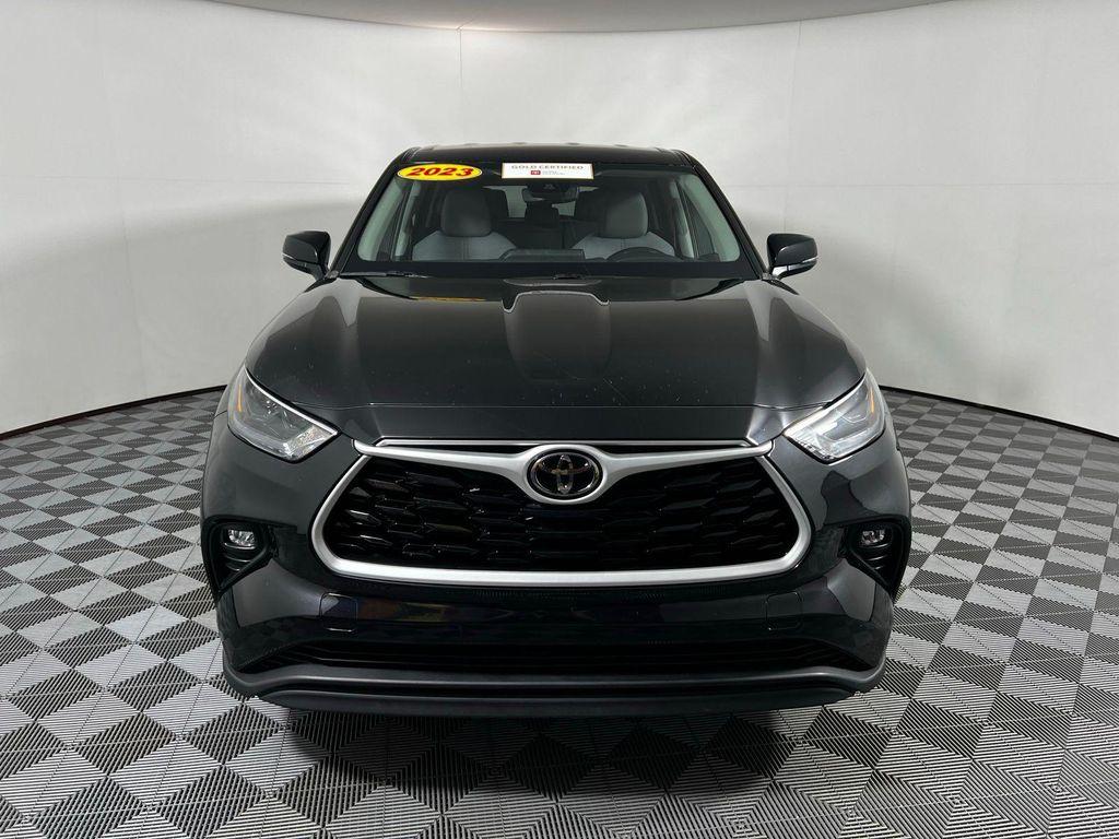 used 2023 Toyota Highlander car, priced at $32,361
