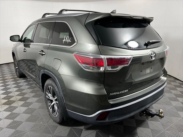 used 2016 Toyota Highlander car, priced at $22,771