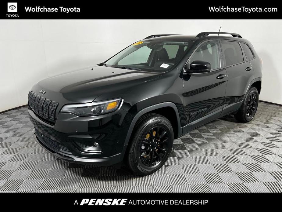 used 2023 Jeep Cherokee car, priced at $24,942