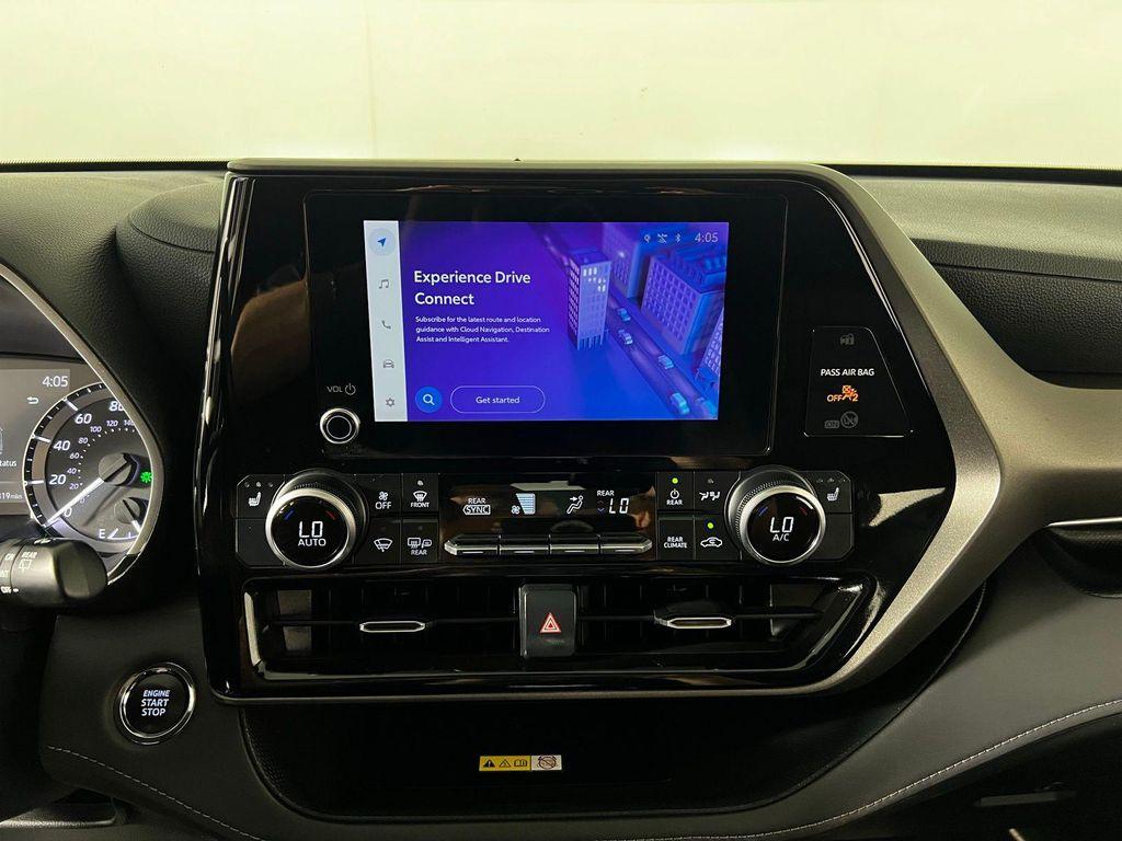 used 2023 Toyota Highlander car, priced at $30,729