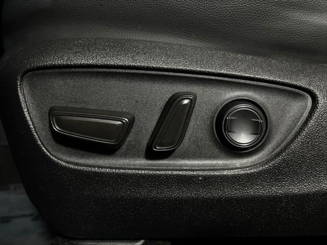 used 2024 Toyota Highlander car, priced at $42,304