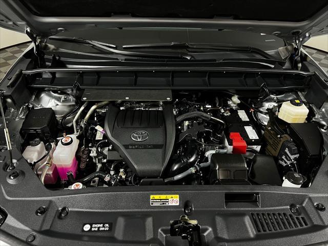 used 2024 Toyota Highlander car, priced at $42,304