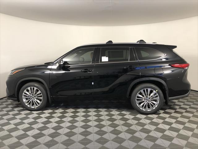 used 2024 Toyota Highlander Hybrid car, priced at $54,726