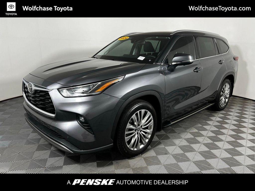 used 2024 Toyota Highlander car, priced at $48,369