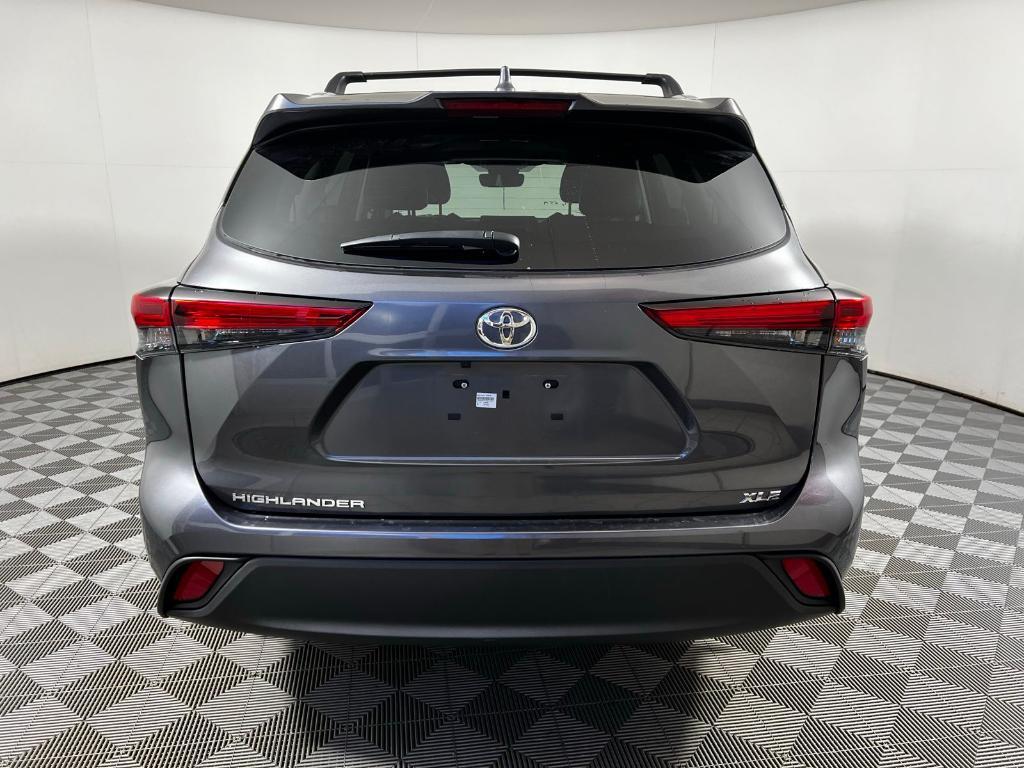 used 2023 Toyota Highlander car, priced at $39,983