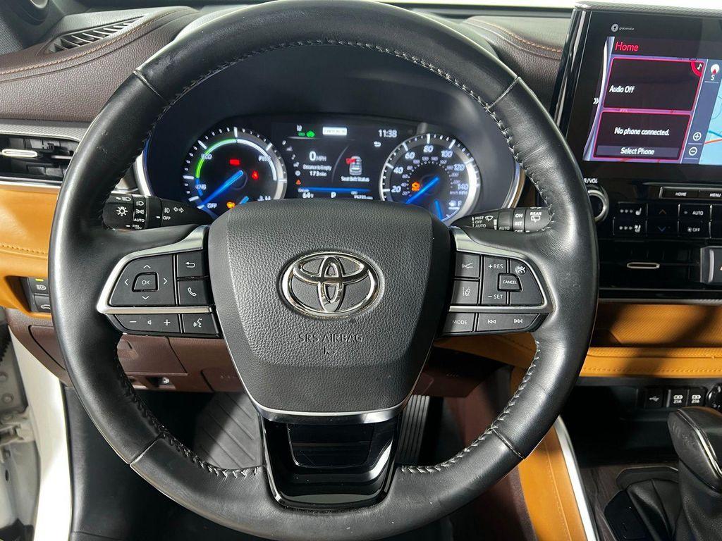 used 2021 Toyota Highlander Hybrid car, priced at $37,631