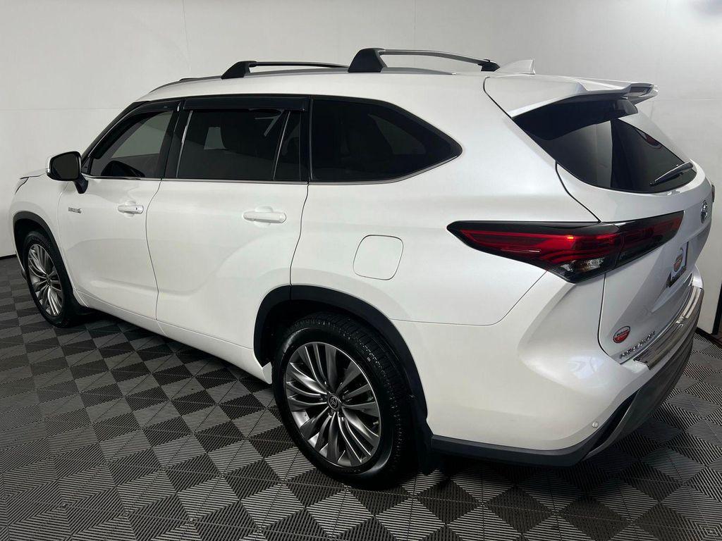 used 2021 Toyota Highlander Hybrid car, priced at $37,631