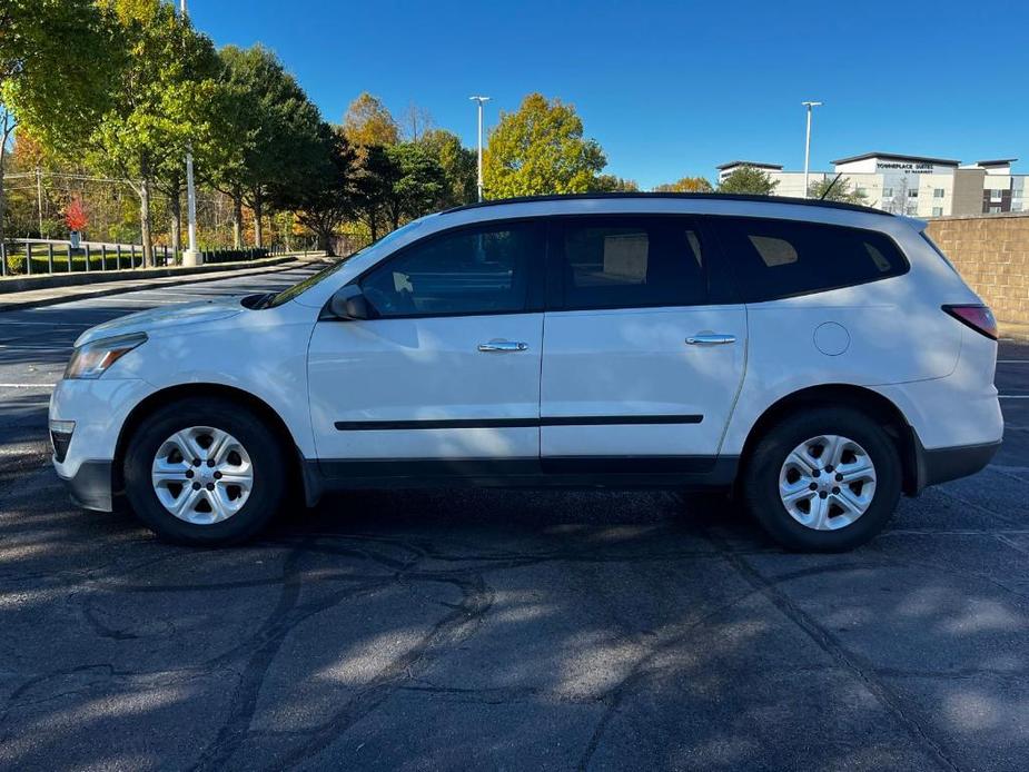 used 2014 Chevrolet Traverse car, priced at $3,900