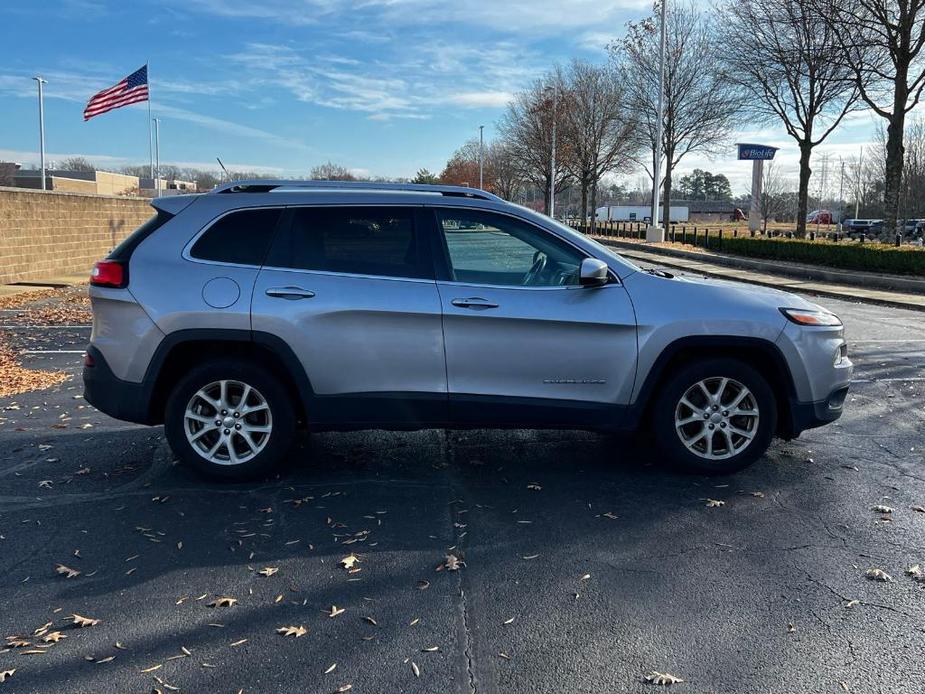 used 2015 Jeep Cherokee car, priced at $11,420