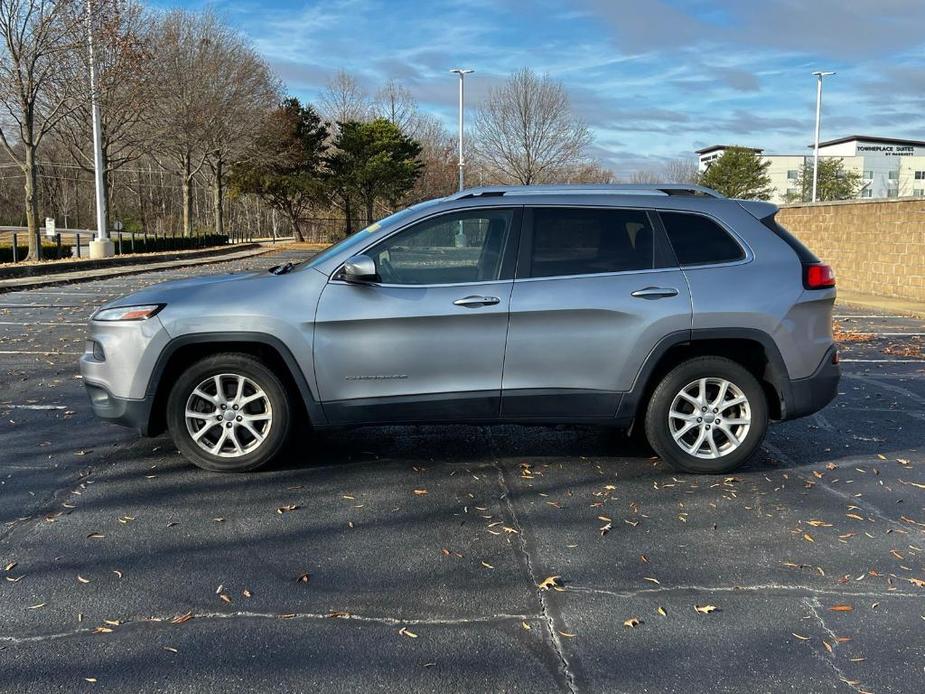 used 2015 Jeep Cherokee car, priced at $11,420