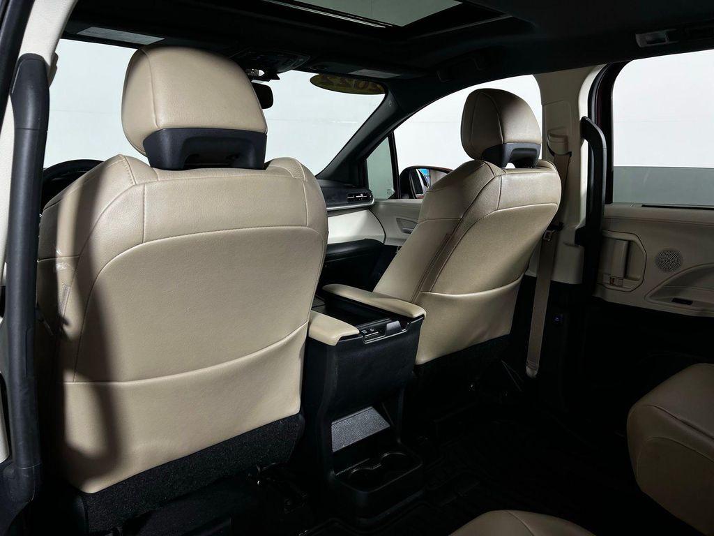 used 2022 Toyota Sienna car, priced at $35,719