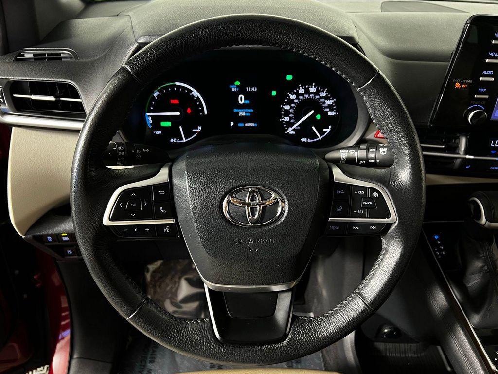 used 2022 Toyota Sienna car, priced at $35,719