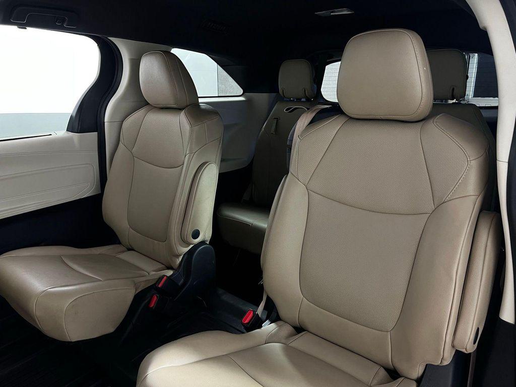 used 2022 Toyota Sienna car, priced at $35,719
