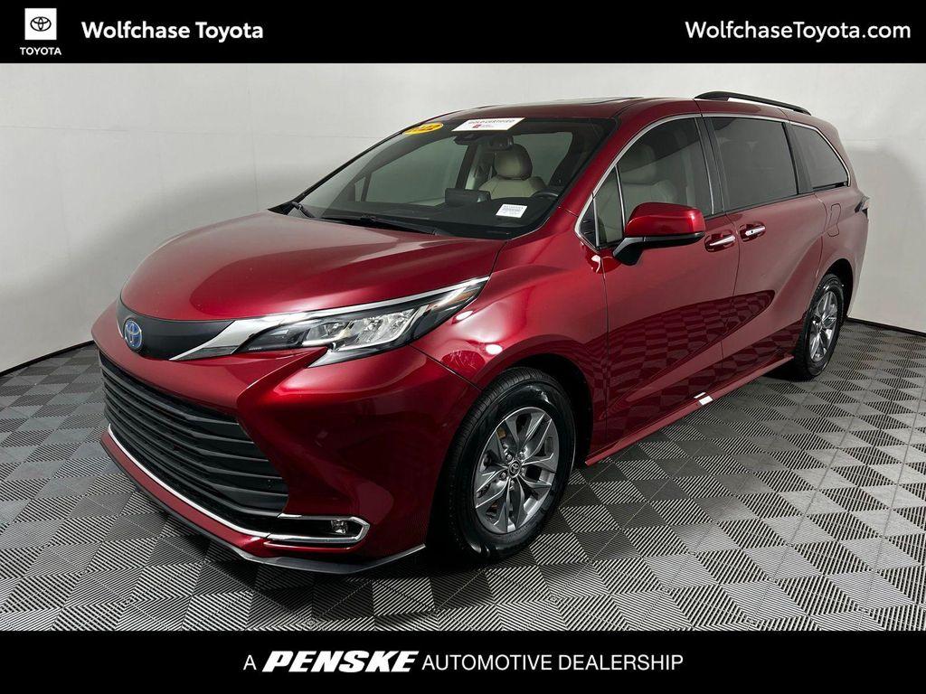 used 2022 Toyota Sienna car, priced at $35,719