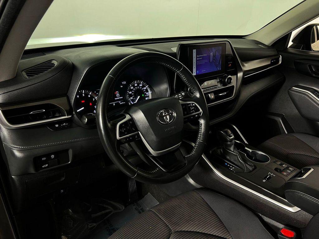 used 2023 Toyota Highlander car, priced at $31,263