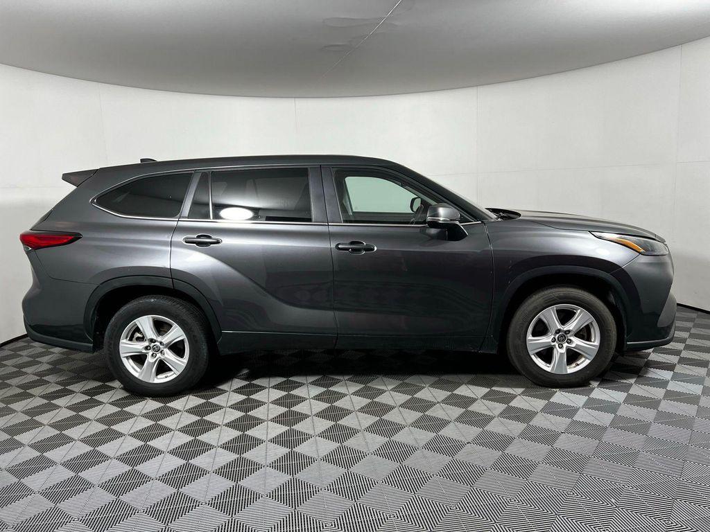 used 2023 Toyota Highlander car, priced at $32,145
