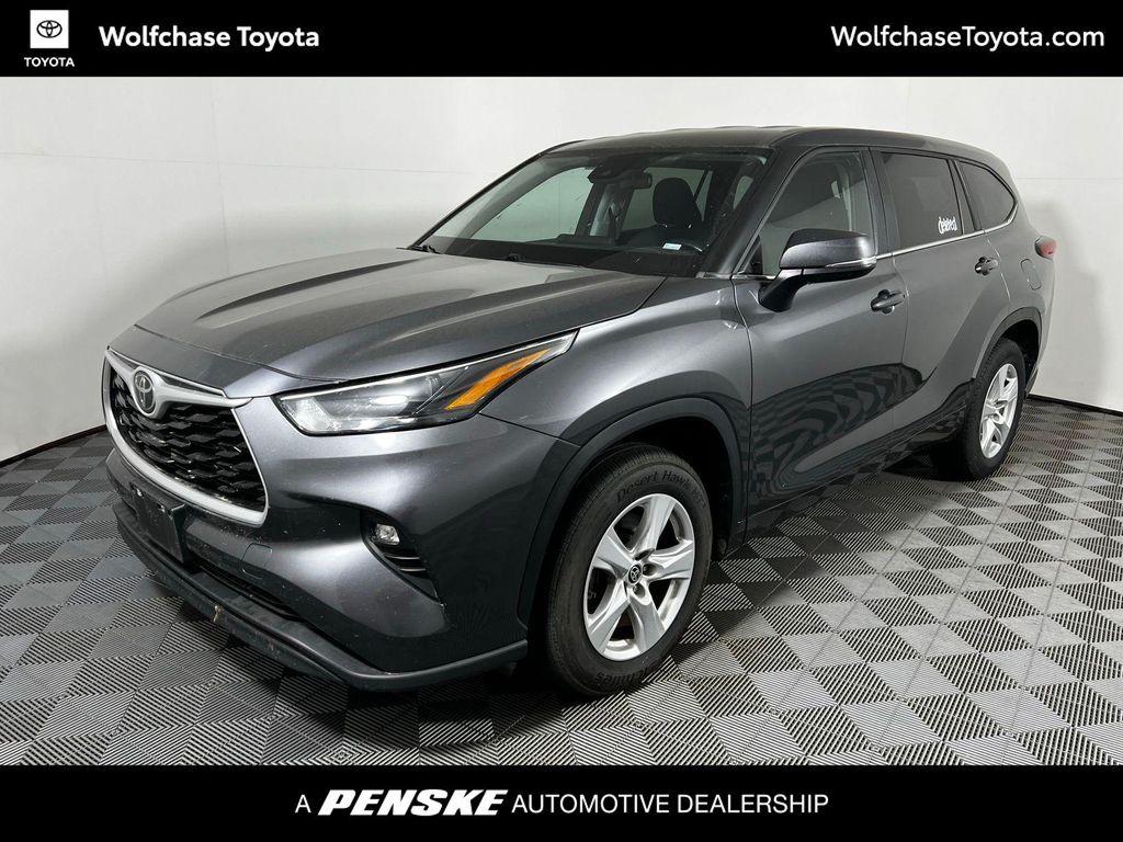 used 2023 Toyota Highlander car, priced at $32,145