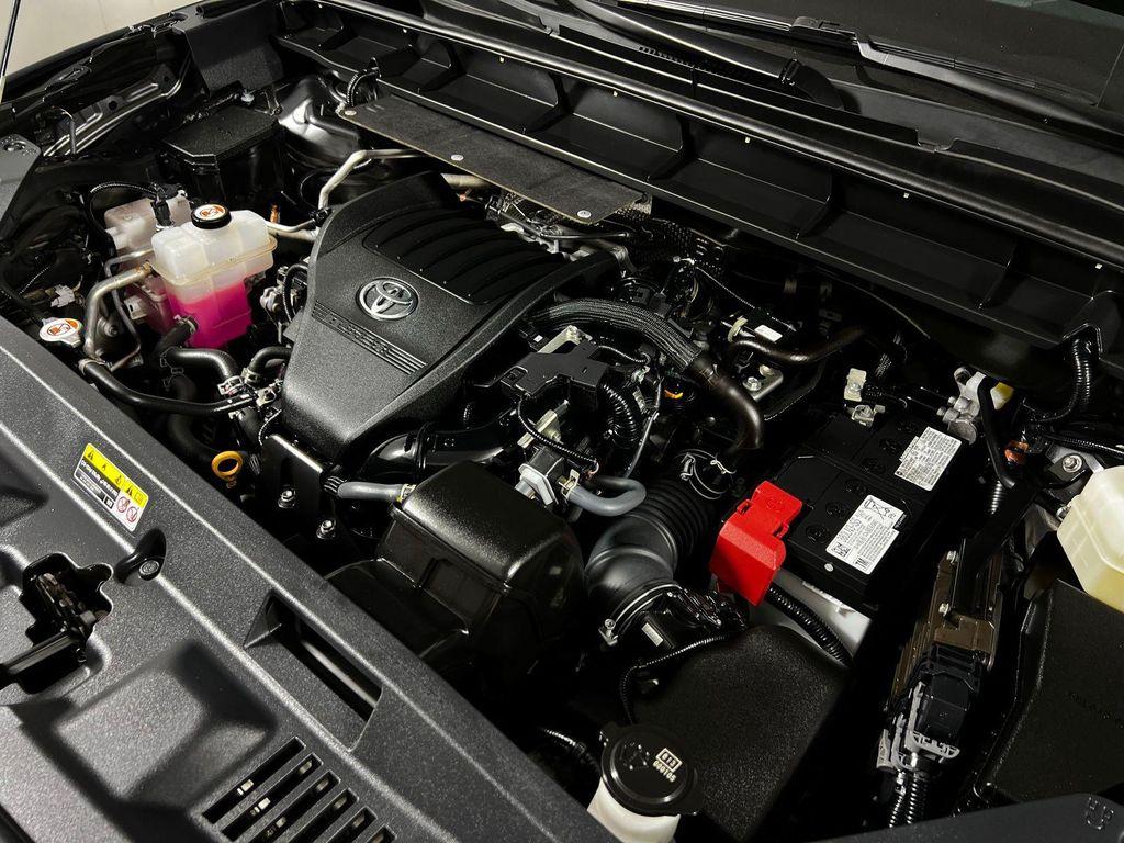 used 2023 Toyota Highlander car, priced at $31,263