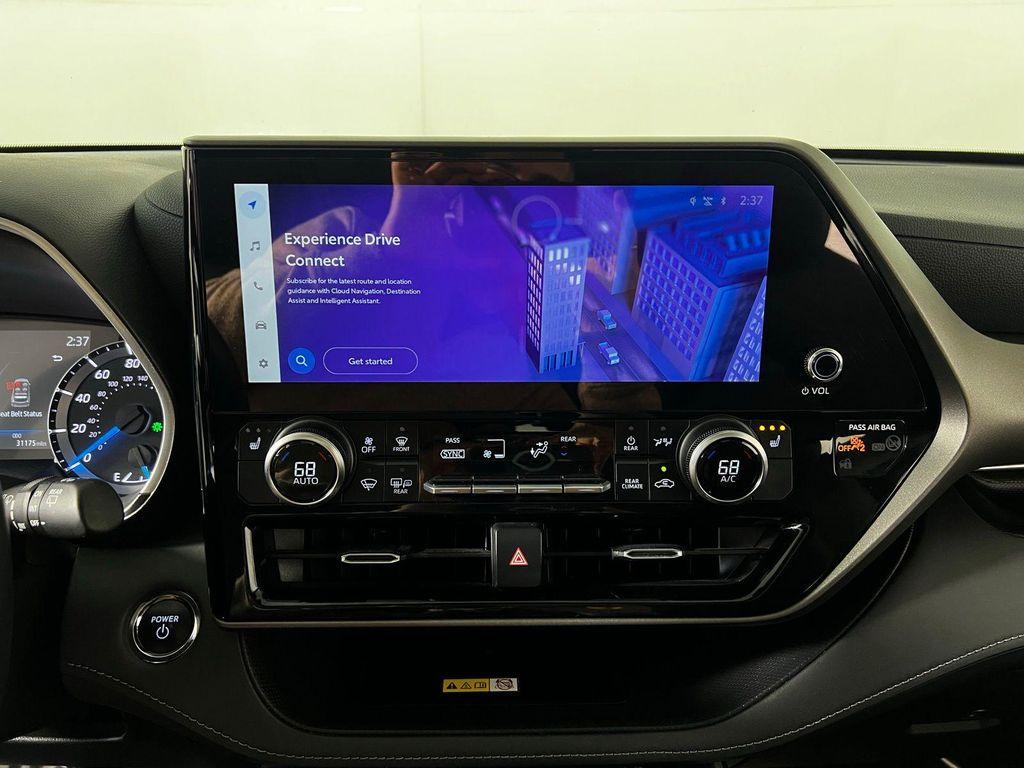 used 2023 Toyota Highlander Hybrid car, priced at $41,462