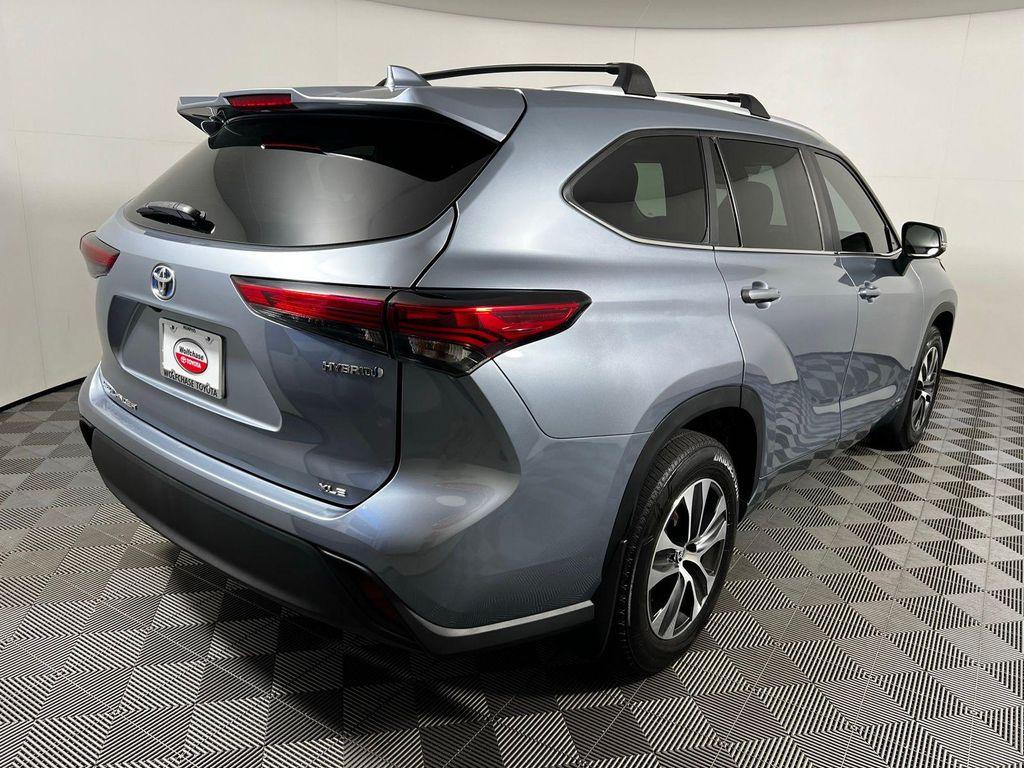 used 2023 Toyota Highlander Hybrid car, priced at $41,462