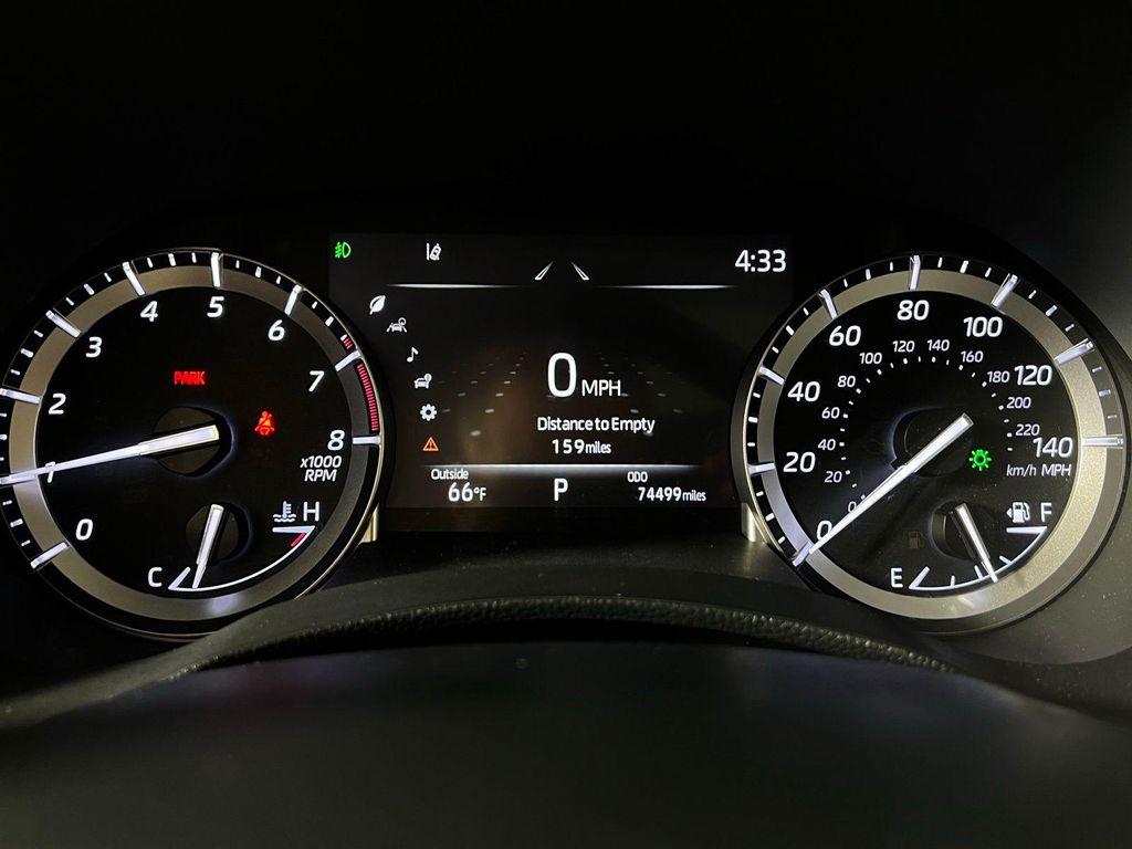 used 2022 Toyota Highlander car, priced at $30,768