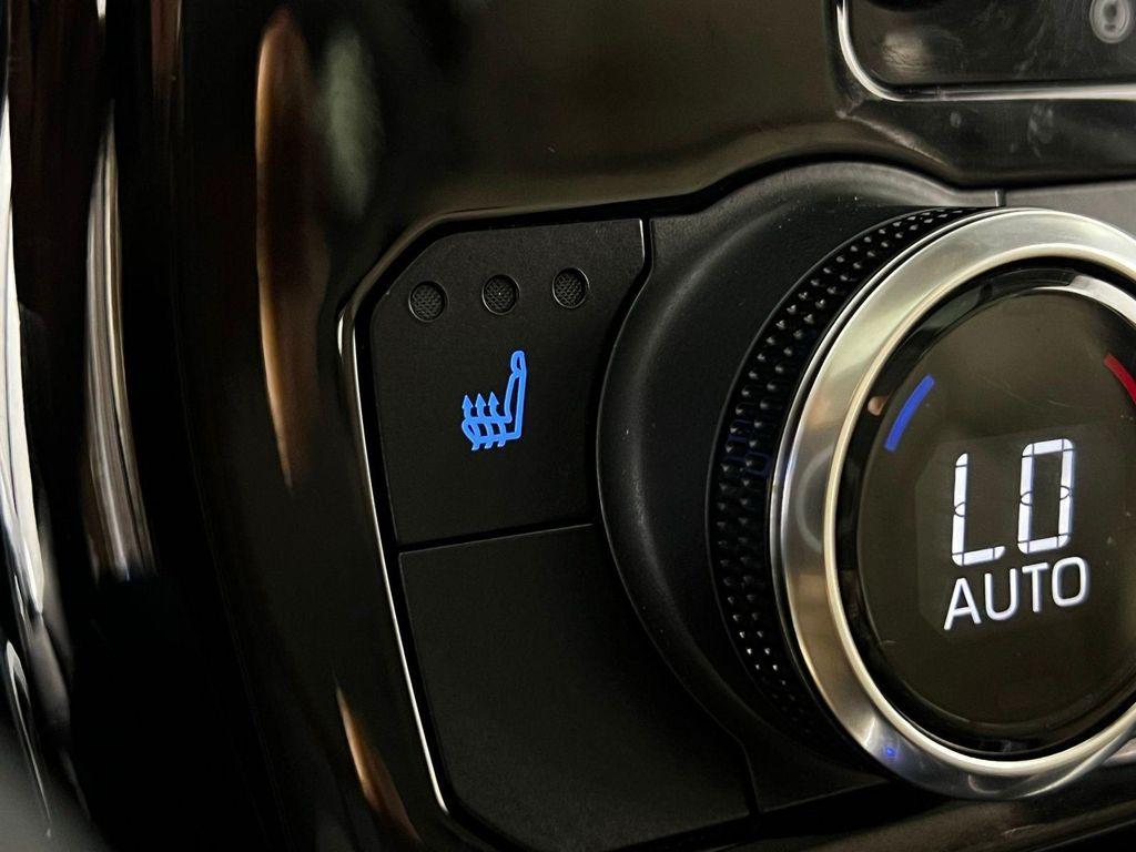 used 2022 Toyota Highlander car, priced at $30,768