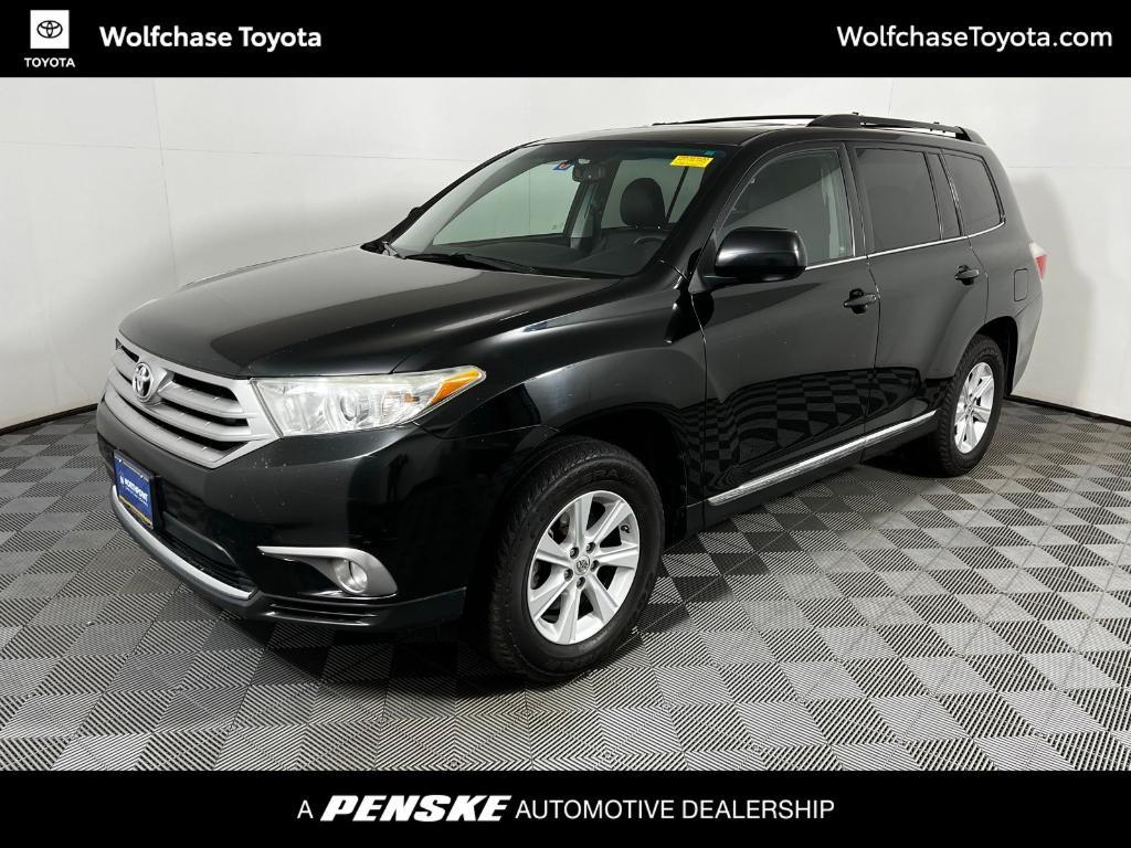 used 2011 Toyota Highlander car, priced at $10,500