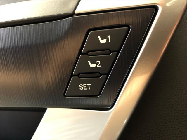 new 2025 Toyota Tundra Hybrid car, priced at $75,258