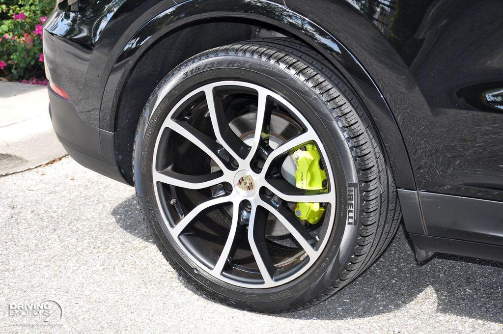 used 2021 Porsche Cayenne car