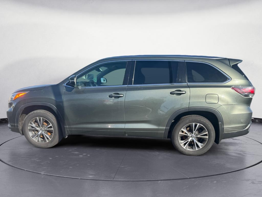 used 2016 Toyota Highlander car, priced at $18,998