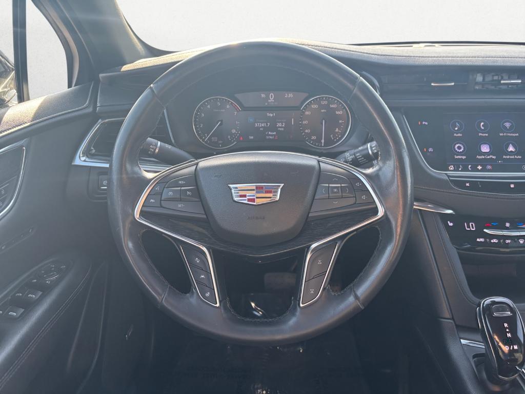 used 2020 Cadillac XT5 car, priced at $26,772