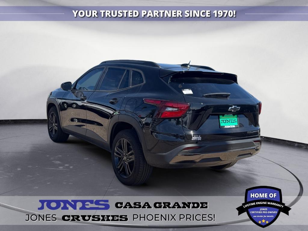 used 2024 Chevrolet Trax car, priced at $25,914