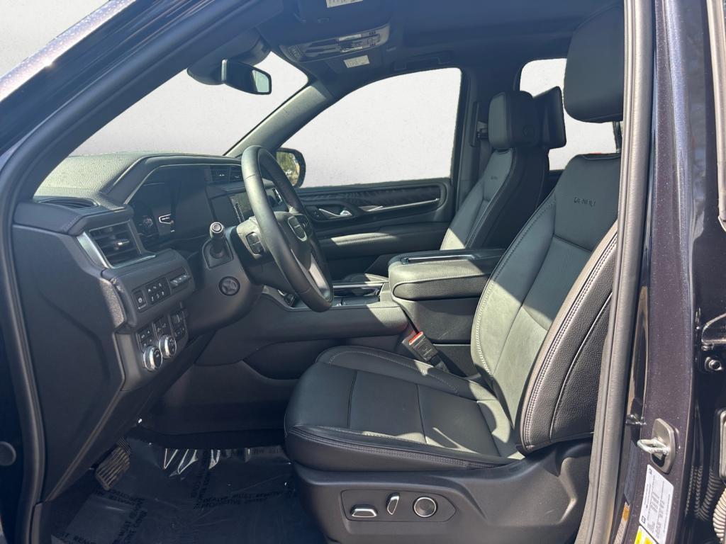 used 2024 GMC Yukon XL car, priced at $78,651
