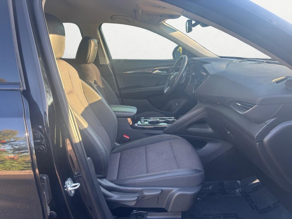 used 2023 Buick Envision car, priced at $23,499